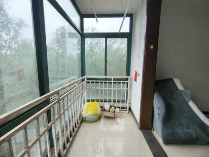 房山良乡整租 海逸半岛3室1厅/174平/中楼层