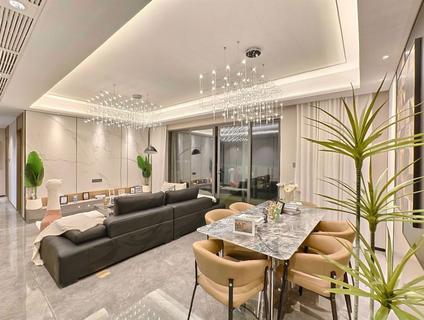 西山前卫整租 锦粼天序4室2厅/143平/中楼层