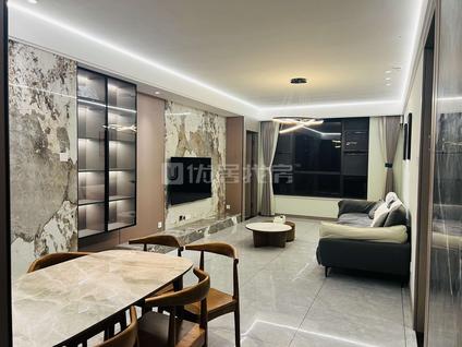 盘龙江东整租 源清轩景3室2厅/118平/中楼层