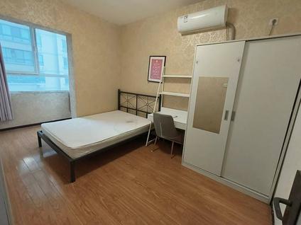 通州梨园合租 园景(东区)2室1厅/100平/低楼层