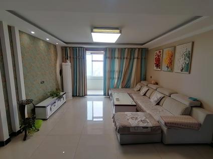 临渭临渭整租 龙泉福苑3室2厅/143平/中楼层