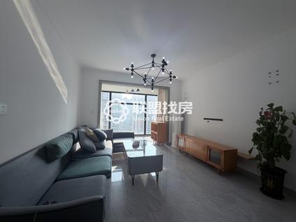 港北港北整租 彰泰红小区4室2厅/120平/中楼层