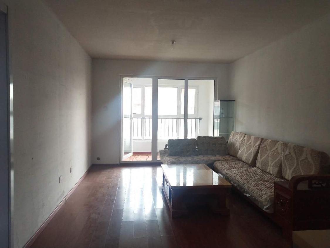 整租·鸿坤罗纳河谷果岭墅