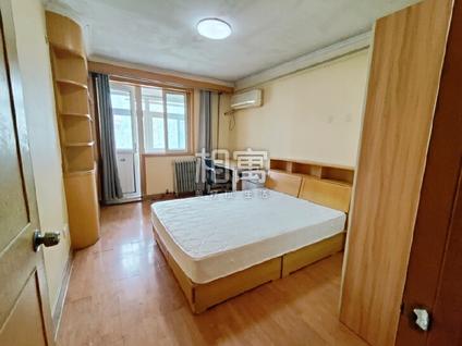 朝阳惠新西街合租 安苑里3室1厅/18平/高楼层