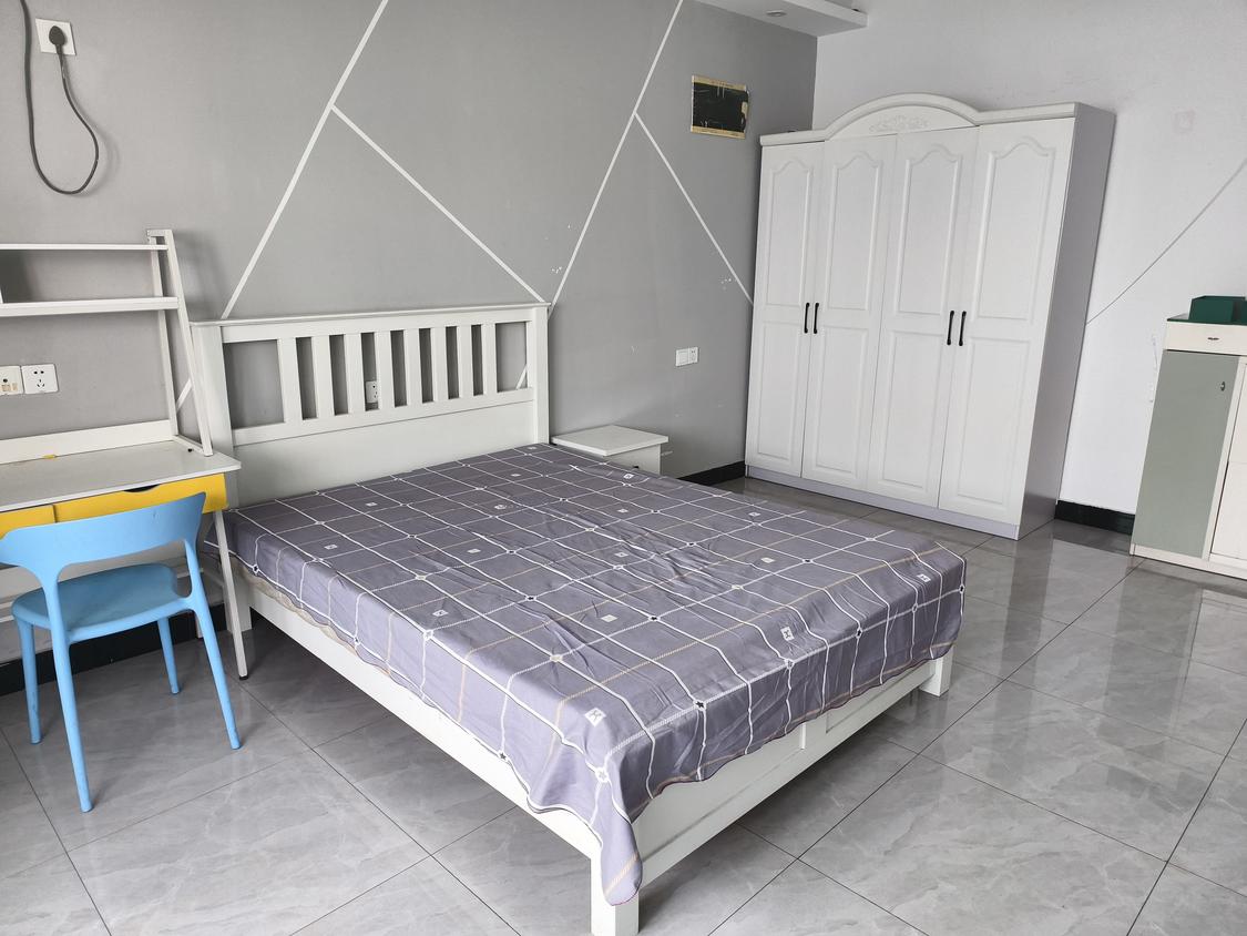 合租·沁富佳苑