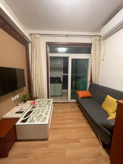 香洲拱北整租 龙园海湾雅苑1室1厅/36平/高楼层