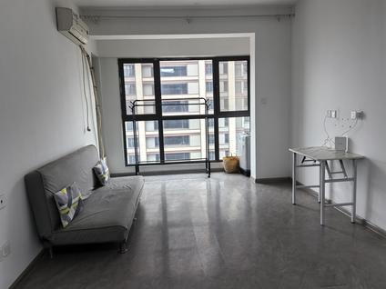 河北区新开河街整租 中海十里观澜3室1厅/98平/中楼层