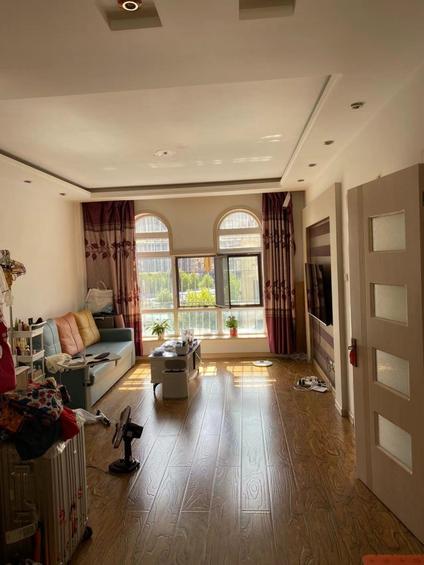 普兰店铁西整租 西班牙印象2室2厅/78平/高楼层