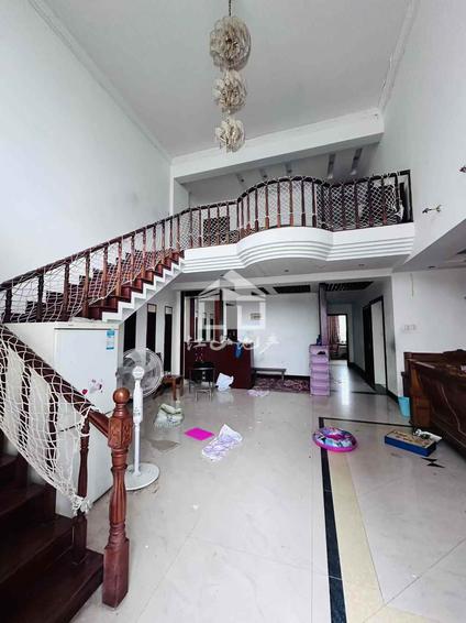 青秀双拥路整租 东方园5室2厅/300平/高楼层