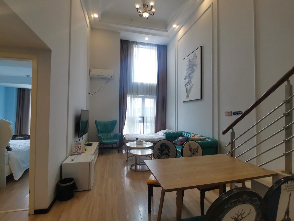 整租·鲁能领秀城(五街区)