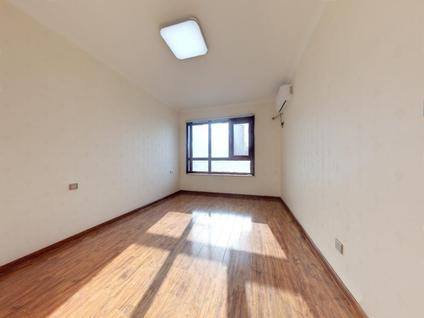 雁塔雁翔路整租 和众曲江城阅4室2厅/177平/中楼层