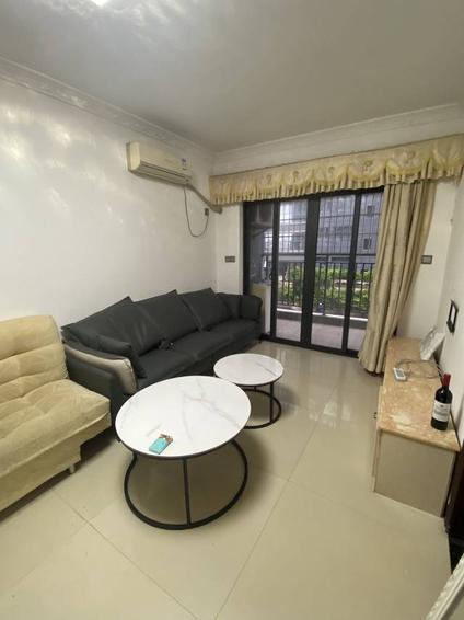 源城源城整租 翔龙国际2室1厅/50平/中楼层