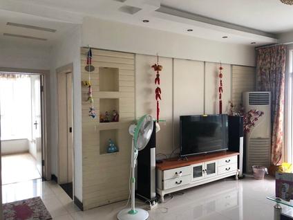 渝北龙溪镇整租 同创米兰天空2室2厅/91平/高楼层