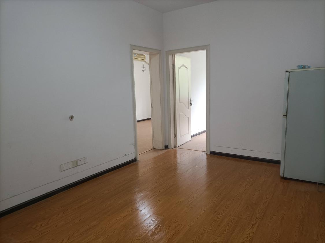 整租·白塔街253号