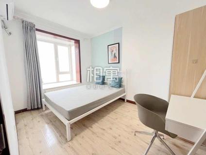 朝阳管庄合租 北京新天地(东区)3室1厅/18平/中楼层