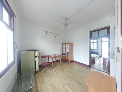 鼓楼小市整租 东井一村1室1厅/45平/高楼层