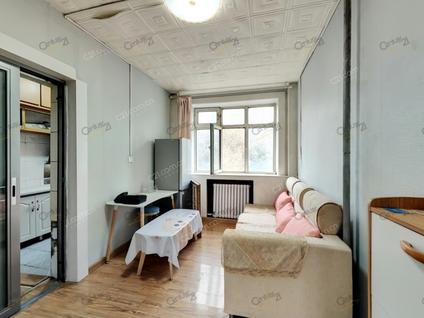 天山碱泉街整租 专汽小区2室1厅/60平/中楼层