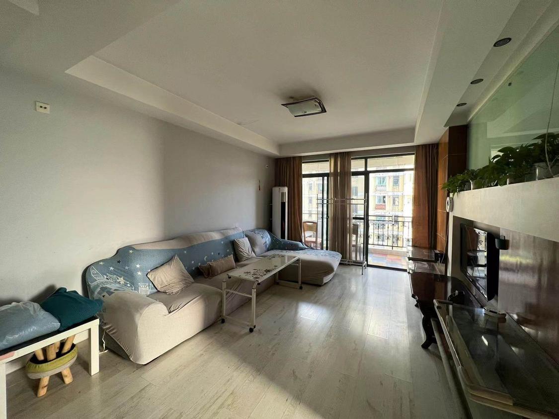 整租·康泰新城