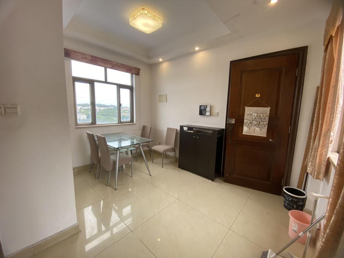 整租·碧桂园(叠彩轩)