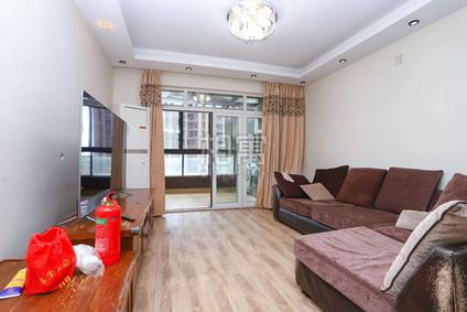 钱塘下沙沿江整租 保利东湾3室2厅/93平/低楼层