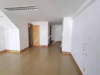 五华翠湖整租 鸿城广场2室1厅/118平/中楼层