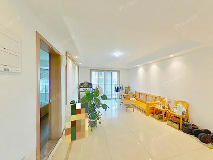 雨花台板桥新城整租 蓝光公园1号4室1厅/143平/中楼层