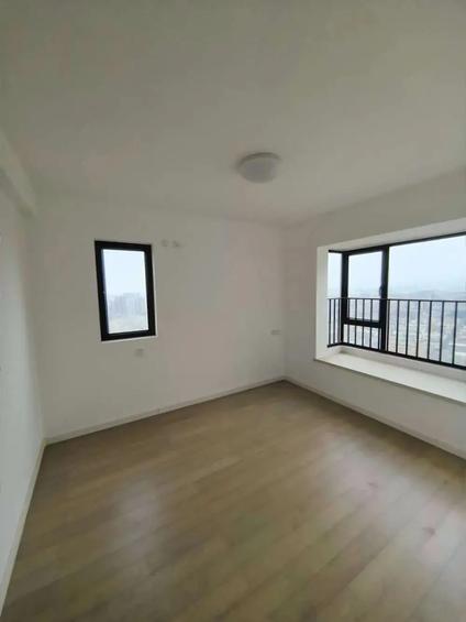 北京万科中央公园4室2厅120.5平顶层/共34层