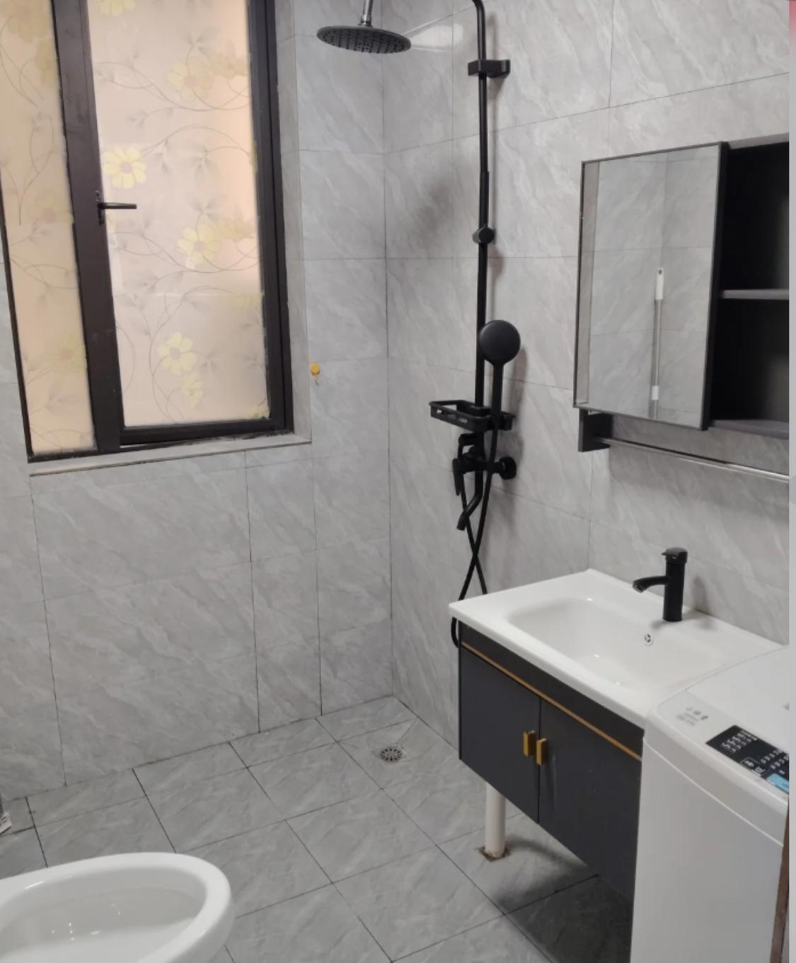 合租·天际花园