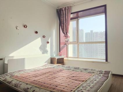 城西海湖新区整租 省委小区3室2厅/132平/中楼层