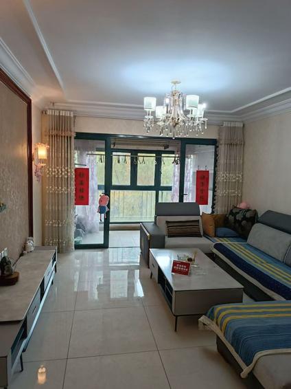 城北柴达木路整租 恒大名都3室2厅/148平/低楼层