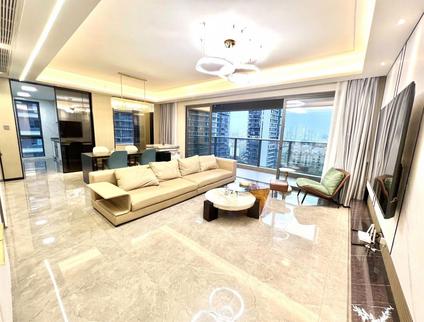 西山前卫整租 锦粼天序4室2厅/178平/高楼层