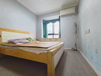 两江新区大石坝整租 锦绣嘉陵3室2厅/98平/高楼层