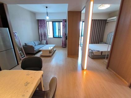 金凤森林公园整租 森林半岛(45克拉)1室1厅/55平/中楼层