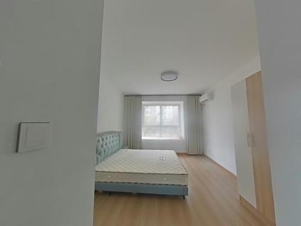 高陵泾河工业园整租 宝管同馨苑4室2厅/159平/低楼层