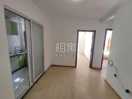 丰台青塔合租 春风雅筑3室1厅/19平/中楼层