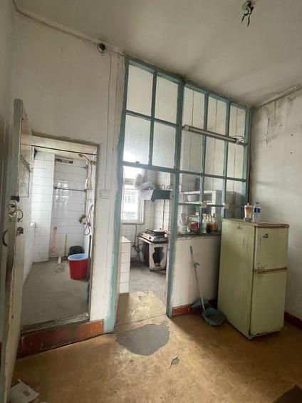 镜湖弋矶山整租 红梅新村3室1厅/63平/高楼层