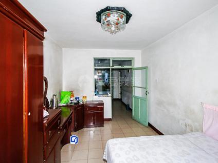 南开向阳路街整租 雅美里1室1厅/45平/高楼层