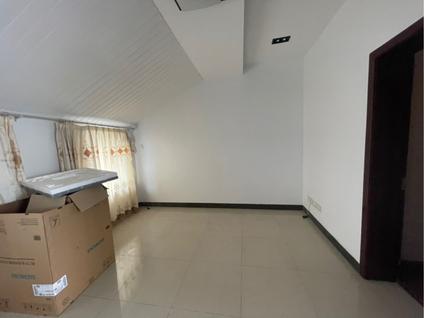 邗江瘦西湖整租 西湖花园4室3厅/120平/高楼层