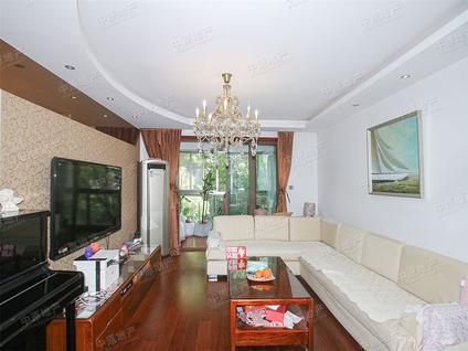 杨浦杨浦大桥整租 鼎隆公寓3室2厅/135平/中楼层