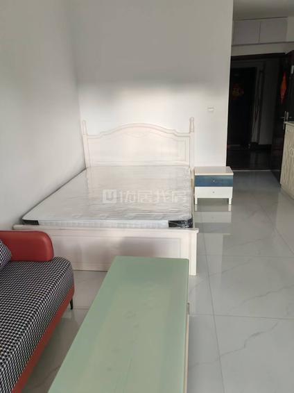 五华银河片区整租 华龙人家1室1厅/31平/中楼层