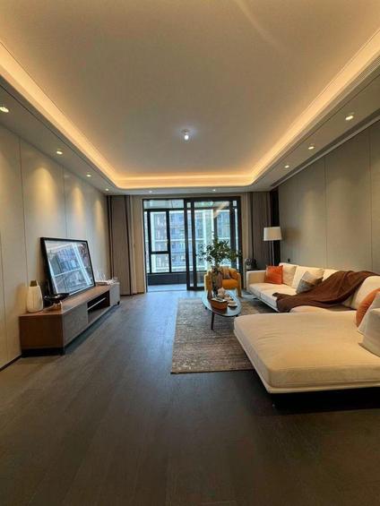 徐汇龙华整租 融创徐汇滨江壹号4室2厅/223平/高楼层
