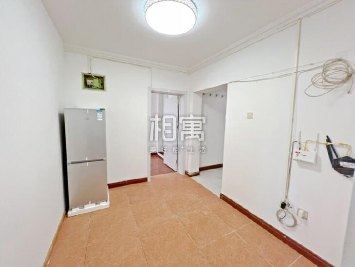 合租·芳群园(二区)