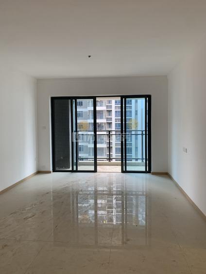 遂溪遂溪整租 敏捷悦江府3室2厅/111平/中楼层