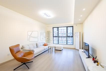 朝阳朝青整租 润枫水尚3室2厅/166平/高楼层