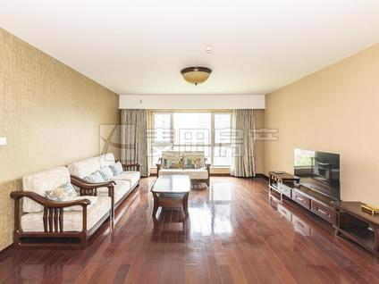 朝阳国贸CBD整租 金地国际花园3室1厅/198平/中楼层