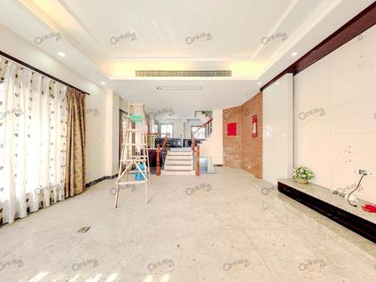 集美集美大学整租 国建东海岸(东区)6室3厅/260平/低楼层