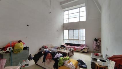 荷塘工学院整租 书湘里工大东苑7室3厅/228平/高楼层