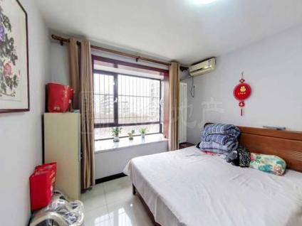 大兴黄村整租 时代龙和大道1室1厅/77平/中楼层