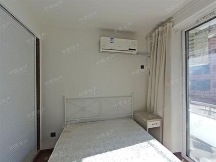 徐汇衡山路整租 高安路9弄1室1厅/39平/中楼层