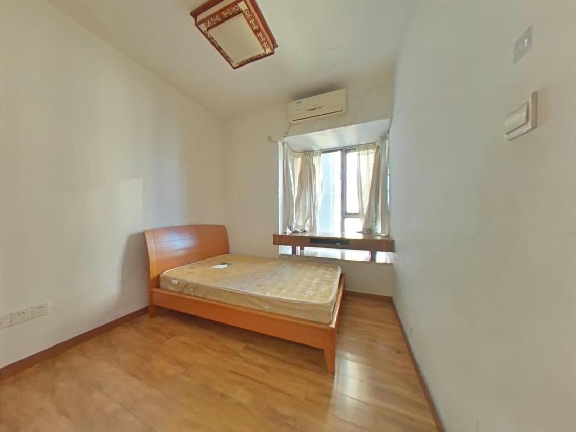 整租·依云水岸(二期)